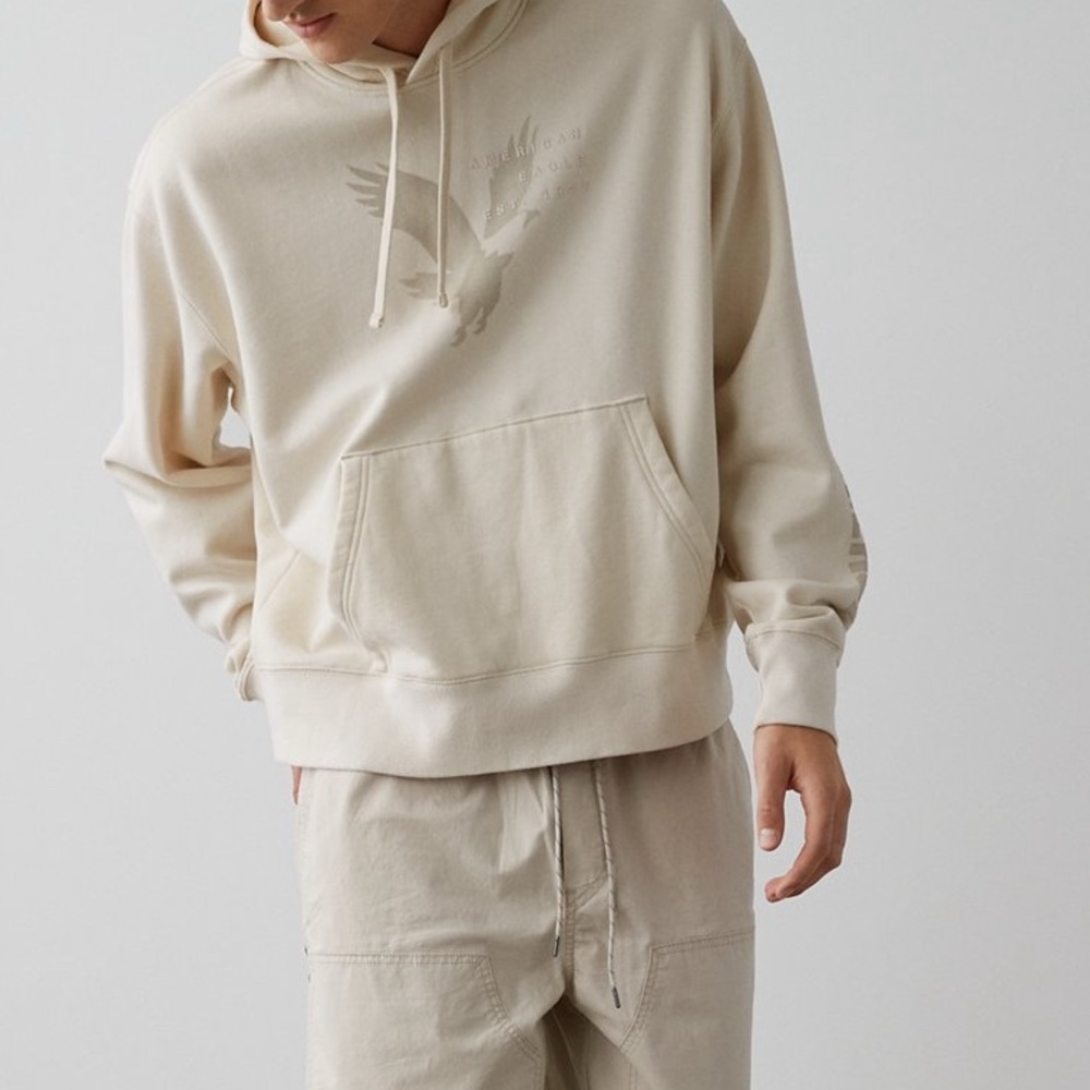American Eagle & Fitch Cream Hoodie